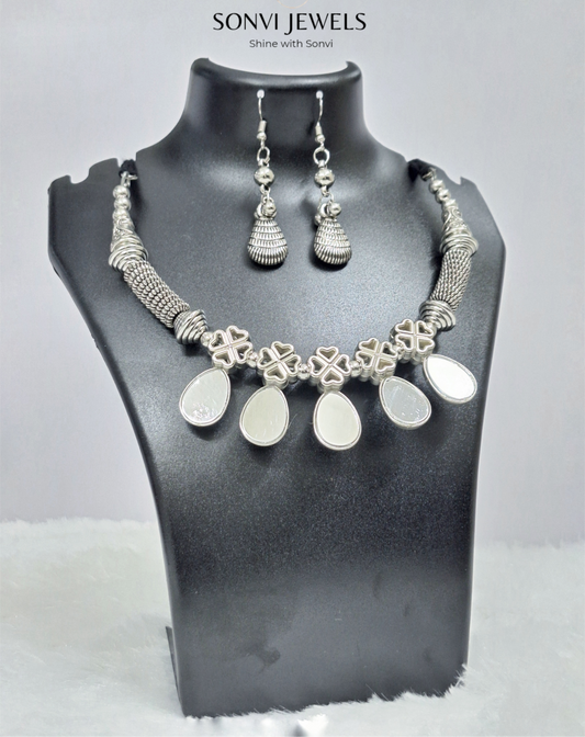 Sonvi Tara Oxidised Mirror Set